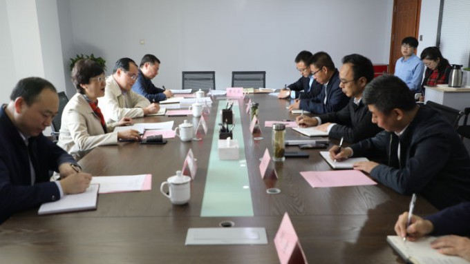 吉芸一行来乐动平台app官网_乐动（中国）集团调研指导工作