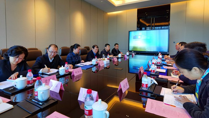 华为副总裁郑宝用一行到访乐动平台app官网_乐动（中国）集团