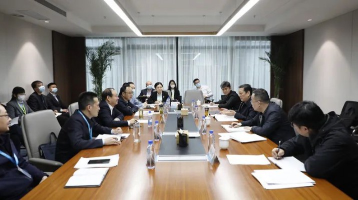 省政府国资委党委委员、副主任范武德一行到乐动平台app官网_乐动（中国）集团调研