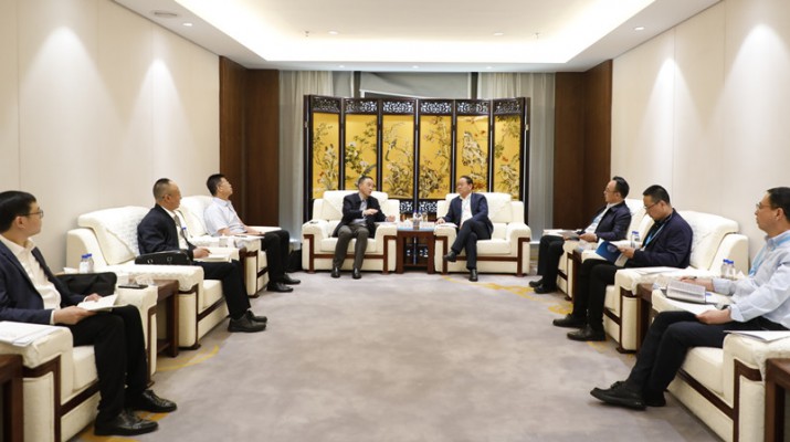 宕昌县县委书记王强一行到访乐动平台app官网_乐动（中国）集团