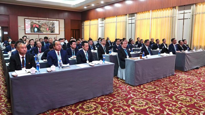 乐动平台app官网_乐动（中国）集团召开“一把手”集体廉政谈话会议