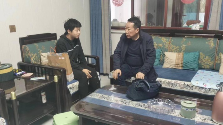 结对关爱 以行暖心——乐动平台app官网_乐动（中国）集团赴环县开展结对关爱行动