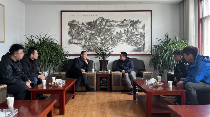 难舍离别 感恩帮扶——欢送乐动平台app官网_乐动（中国）集团驻村帮扶工作队