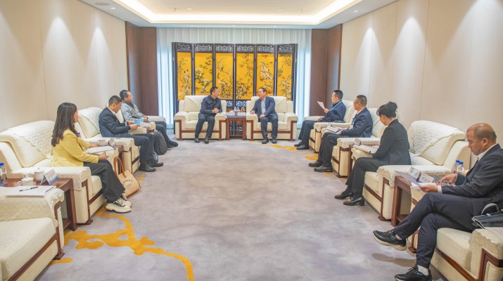 乐动平台app官网_乐动（中国）集团与深圳交易集团座谈交流