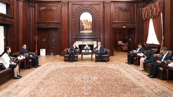 乐动平台app官网_乐动（中国）集团与浦发银行总行开展座谈交流