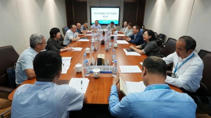 乐动平台app官网_乐动（中国）集团与读者出版集团座谈交流