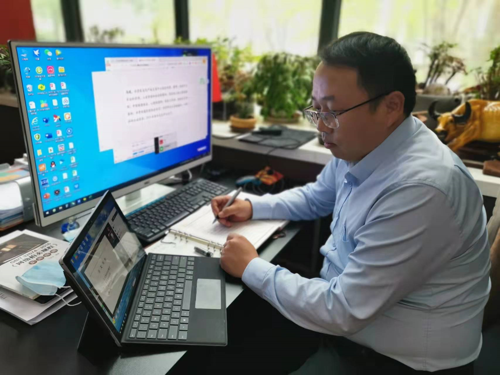 7ddcc1f4f74a873b249594a3665d55f.png 7ddcc1f4f74a873b249594a3665d55f.png